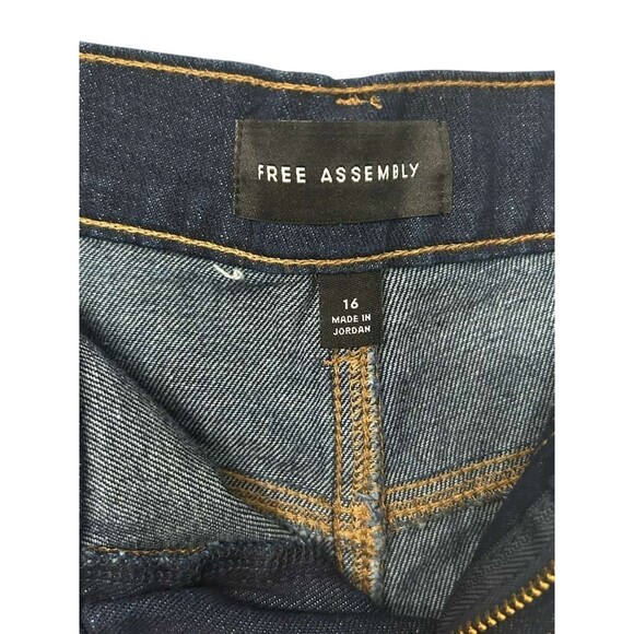 New Free Assembly Size 16 Women’s Mid Rise Barrel Ankle Dark Jeans - Picture 2 of 3